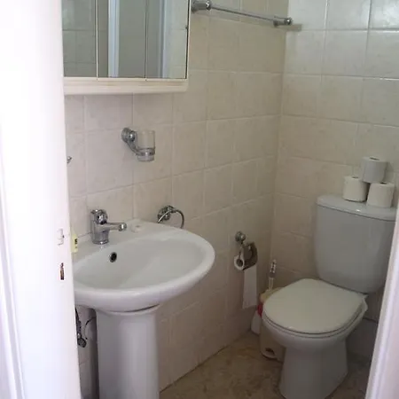 Apartment Pelides *