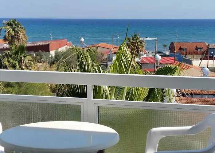 Apartment Pelides Larnaca