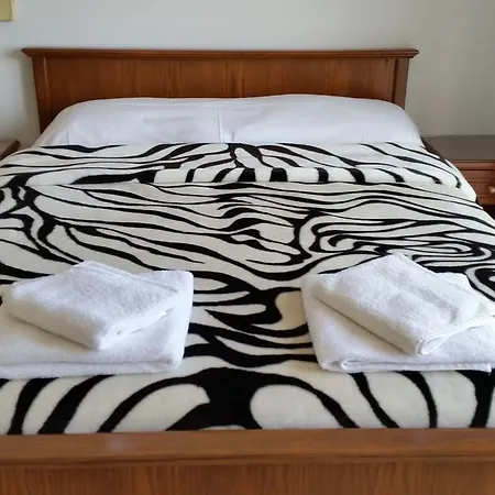 Pelides Apartment