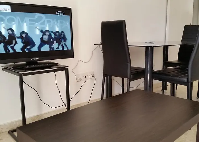 Apartamento Pelides Lárnaca